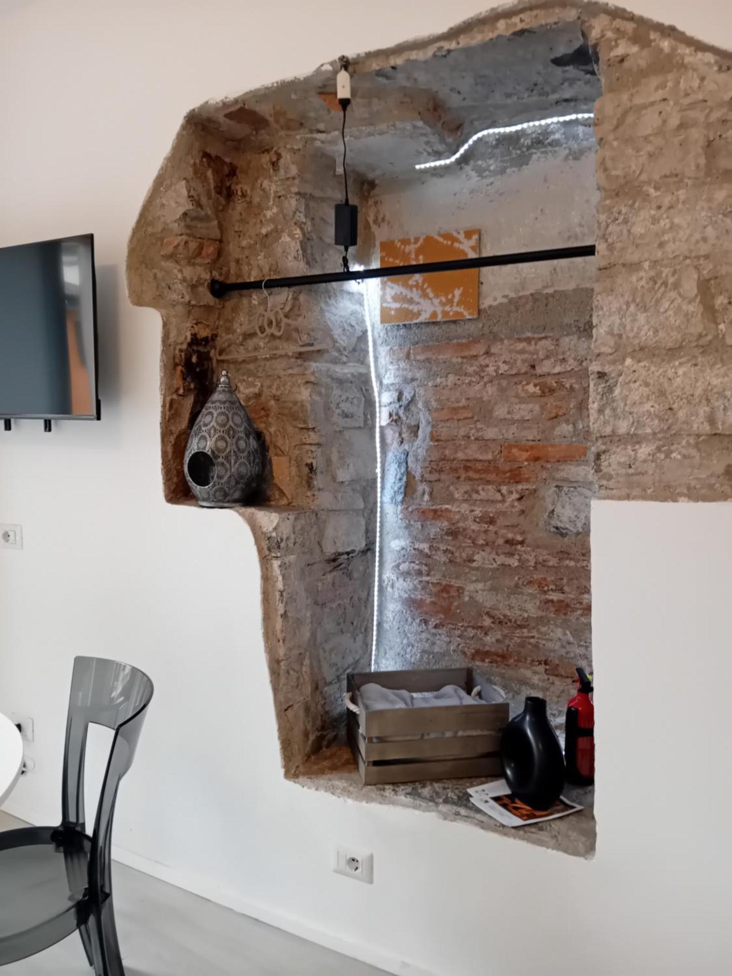 History Luxury Central Apartment By Revenue House Комо Экстерьер фото